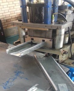 آسراکو طراح،سازنده و مجری سازه های قاب فلزی سبک ال اس اف LSF فرمینگ سرد CFS