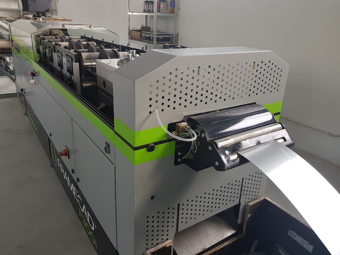 آسراکو طراح،سازنده و مجری سازه های قاب فلزی سبک ال اس اف LSF داستان ما