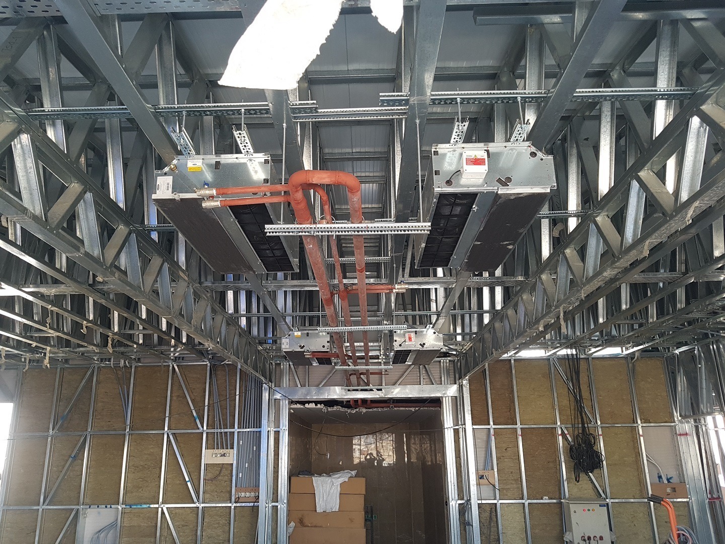 تاسیسات در سازه ال اس اف LSF