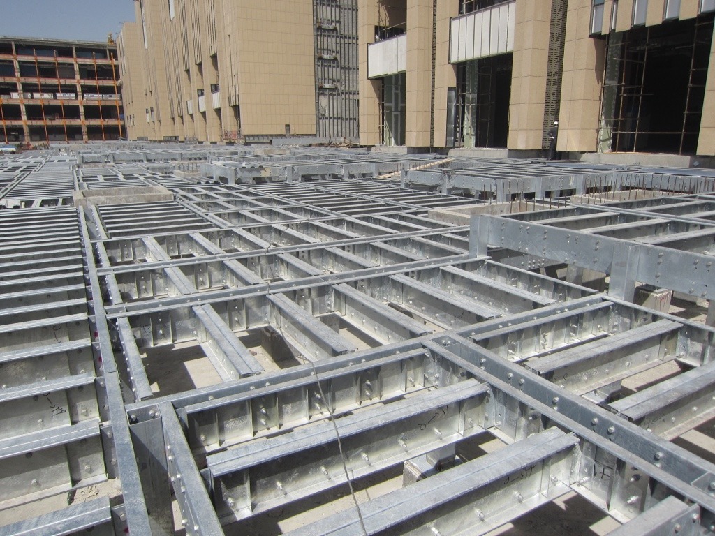 قاب خمشی CFS سی اف اس ویژه با اتصالات پیچ و مهره (CFS – SBMF)